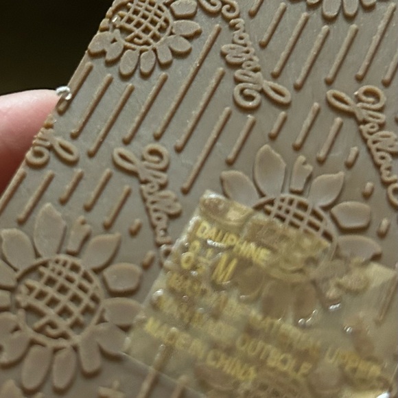 NWOT! Size 8.5 YellowBox Women's Mustard Braided Dauphine Sandals - Picture 3 of 6